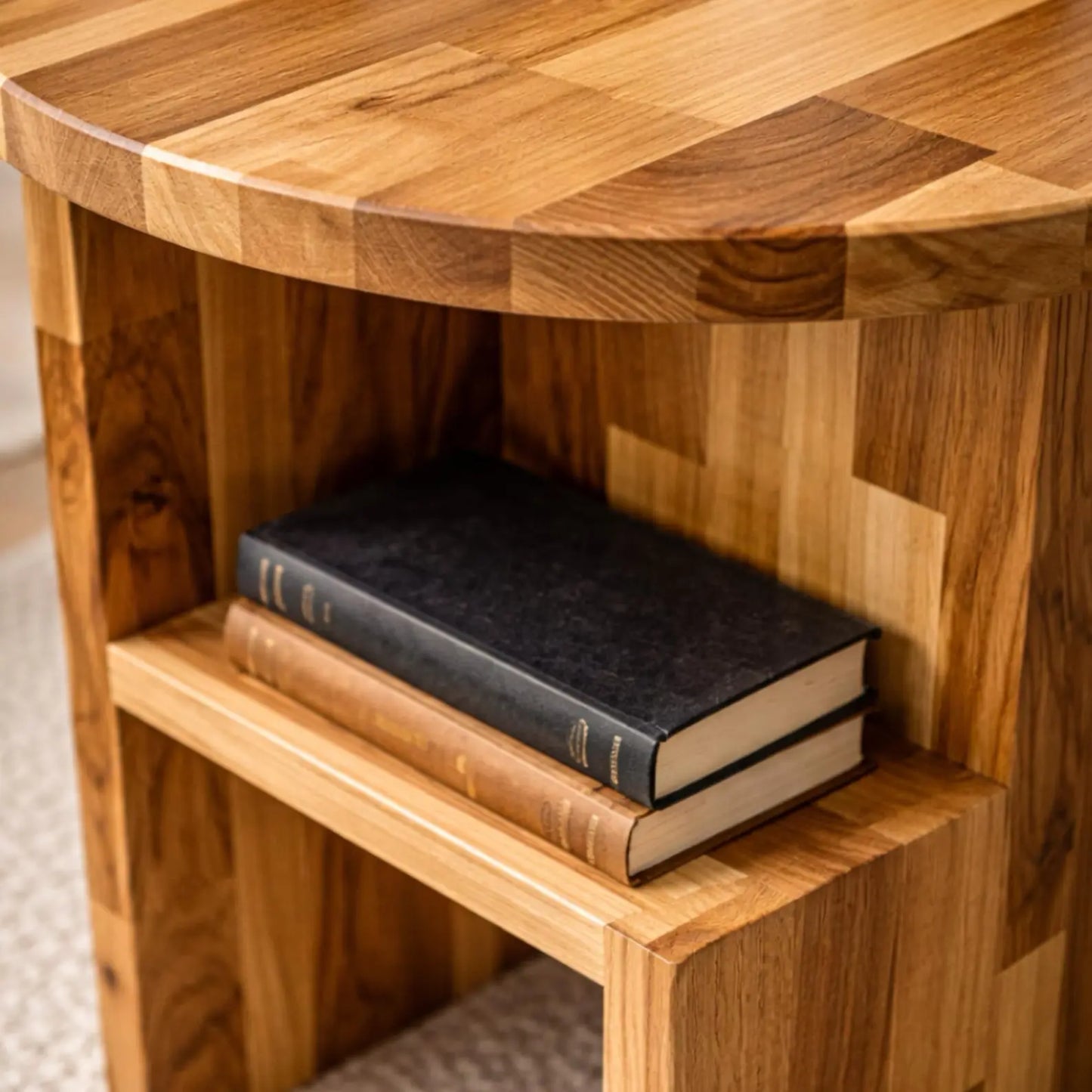 Beistelltisch aus Holz, farmhouse Design, Eiche, Unikat Mirevo