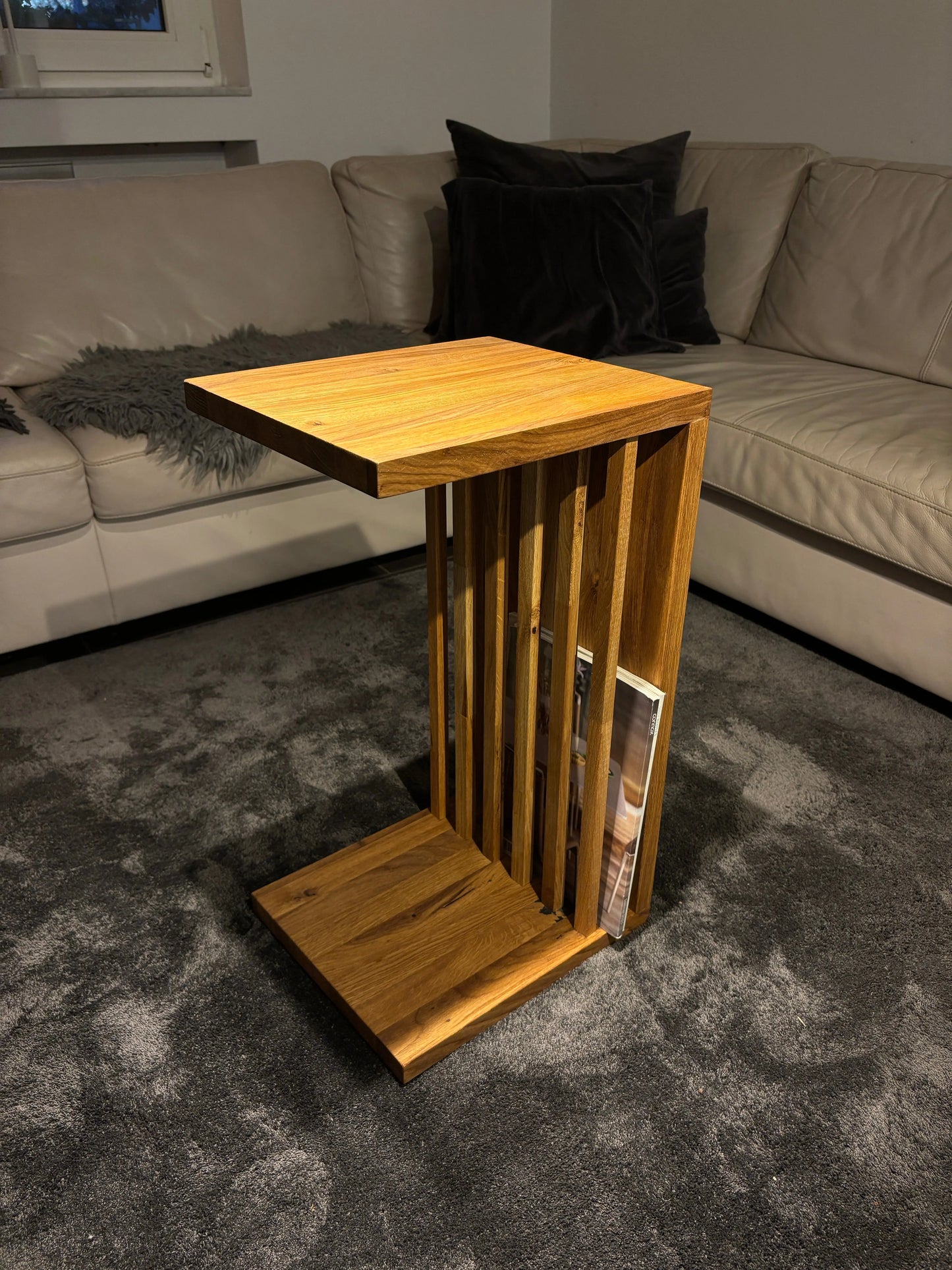 Beistelltisch Handgemacht C-Form mit Buchhalter Mein Shop